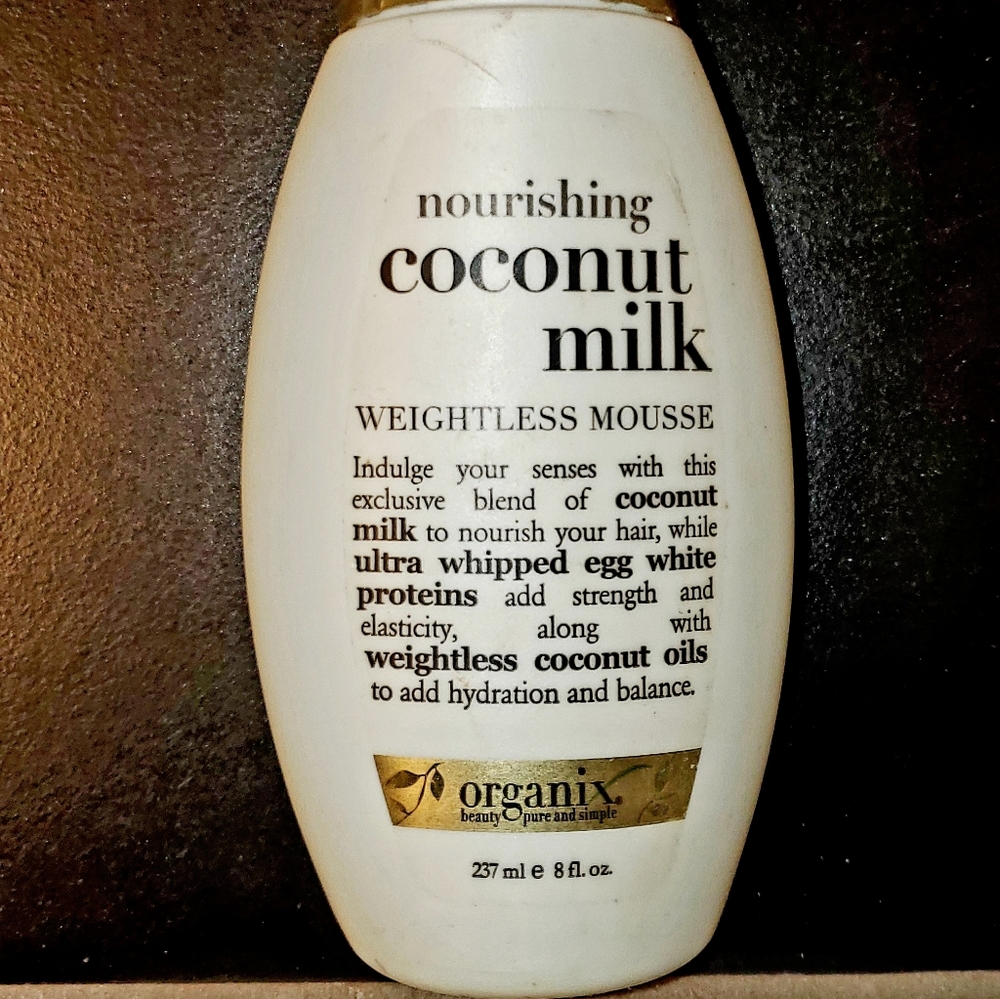 OrganiX Nourishing Coconut Weightless Mousse